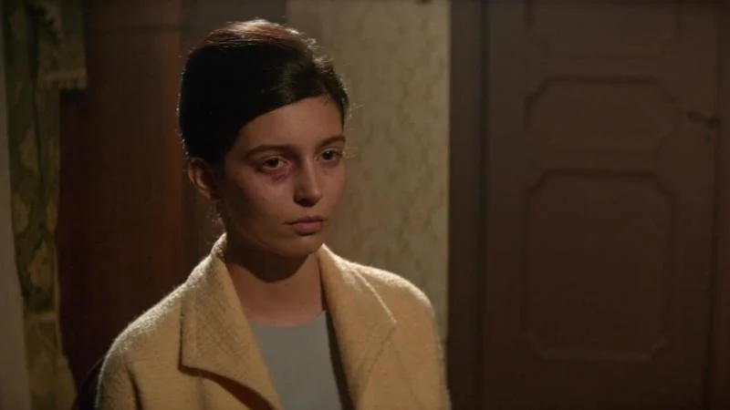 Кадры из сериала Моя гениальная подруга (2018)